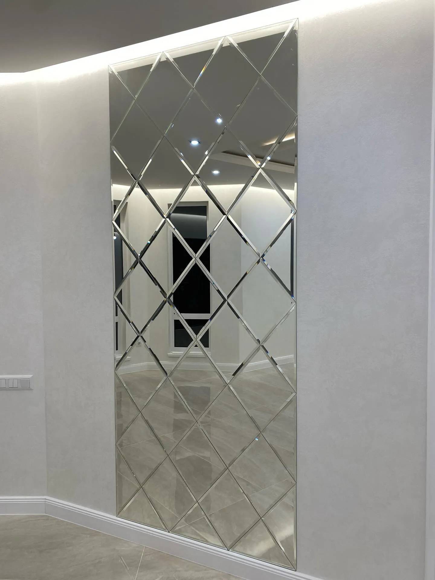 Плитка-панно дзеркальне YUF_GLASS 1600х600 мм - 210009