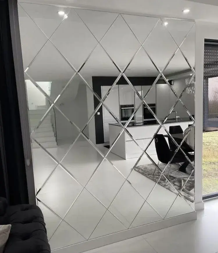 Плитка дзеркальне YUF_GLASS 2200х1100 мм - 211891